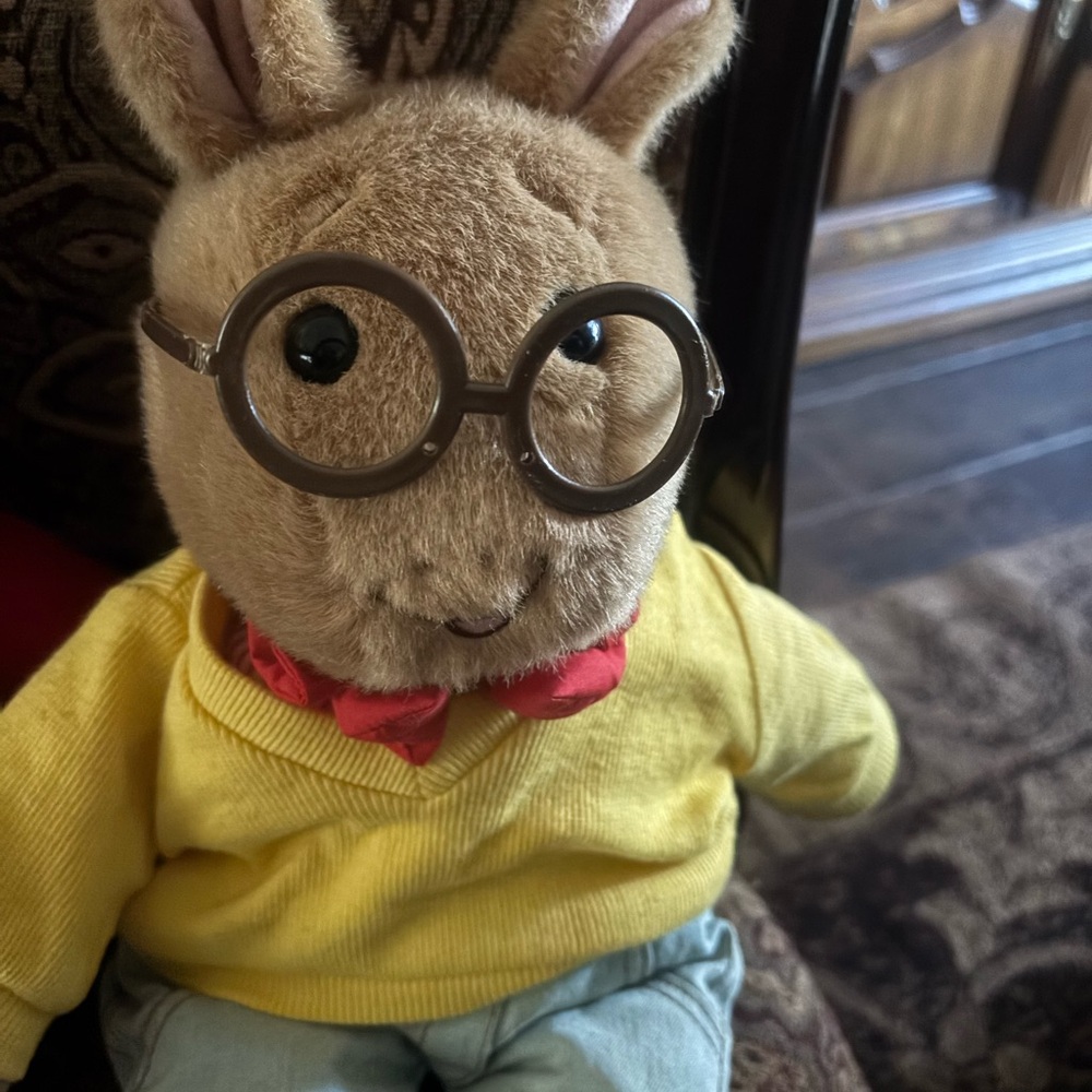 Vintage Arthur Plush Dolls - Brown Plush with Yellow Sweater & Red Jacket - Picture 3 of 6